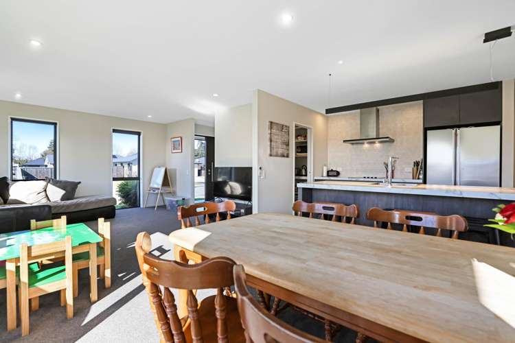 31 Geoff Geering Drive Netherby_6