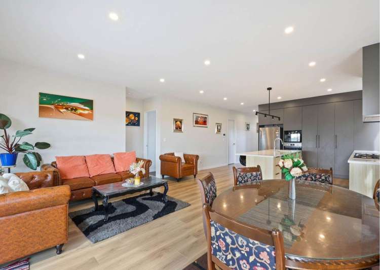 12 Korowhiti Road Clarks Beach_9