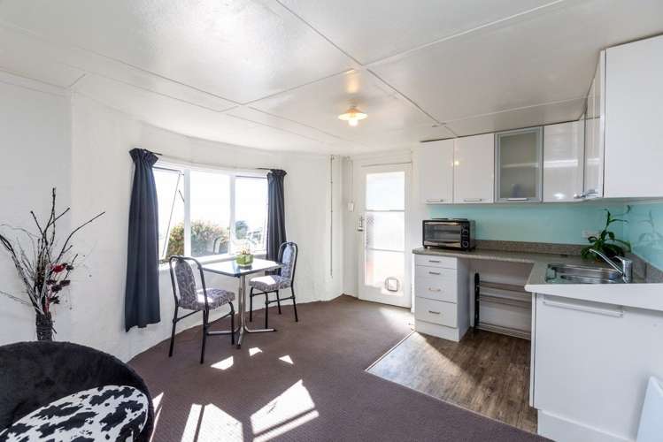 9 South Road Moturoa_14