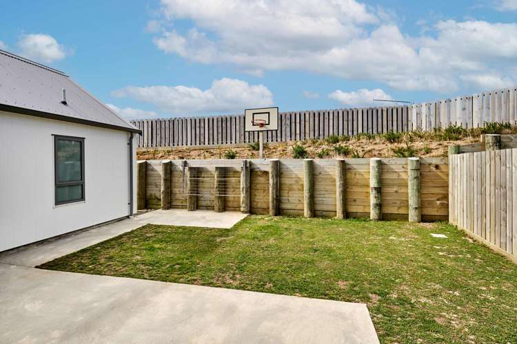 11 Lemonwood Way Woodridge_13