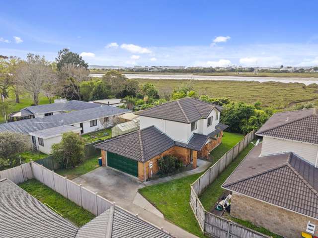 33 Riverglade Parkway Te Atatu South_4