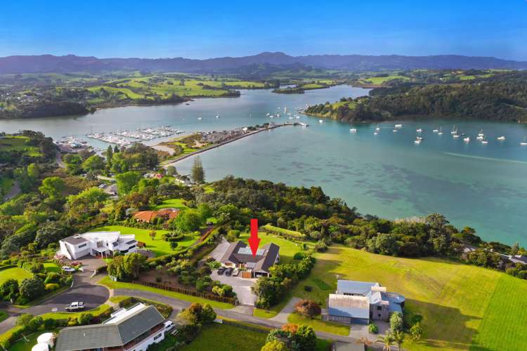 16 Kotare Place Sandspit_20