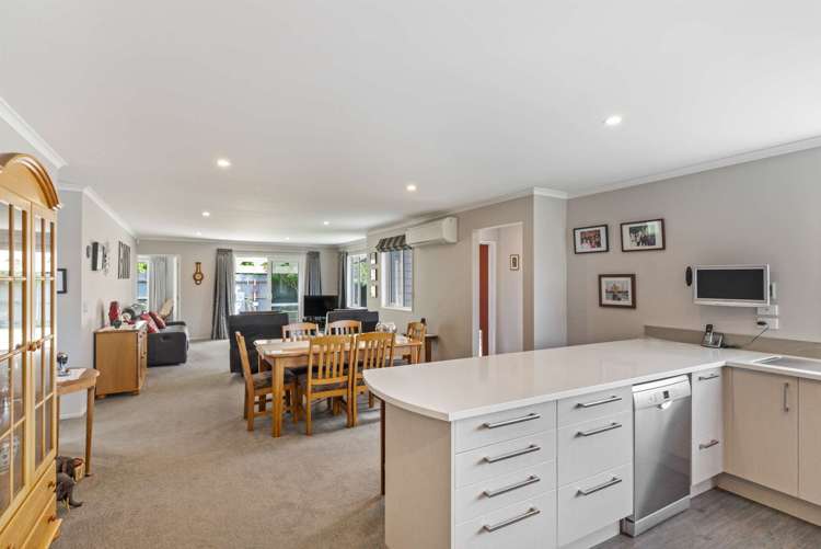 32 Sylvia Street Parklands_6