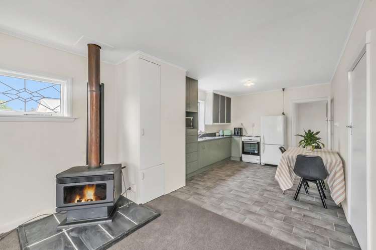 39 Leeston and Lake Road_5