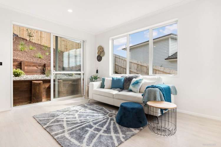 47 Golden Morning Drive Albany Heights_13