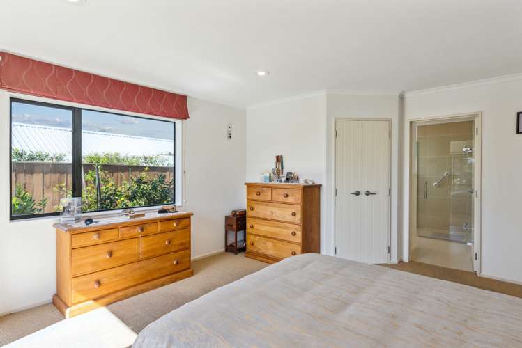 27 Quadrant Heights Paraparaumu_19