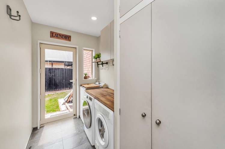 27 Wellington Street Ashley_10