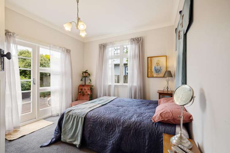 29 Frankleigh Street Somerfield_14