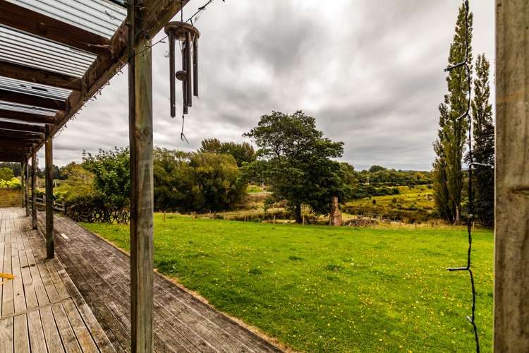 6 Magee Road Dipton_12