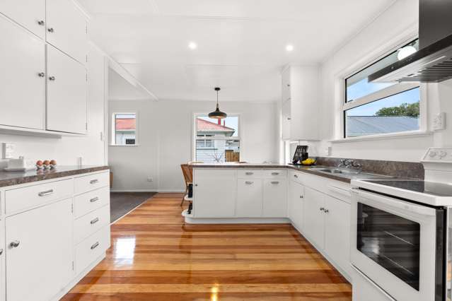 8 Rugby Street Kuripuni_3