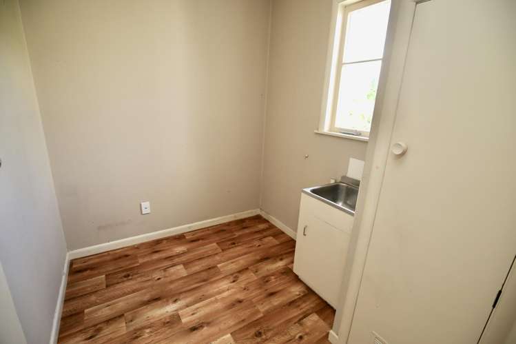 229 Te Rapa Road Beerescourt_7