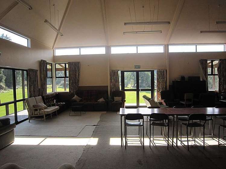 281 Yates Road Mesopotamia_9