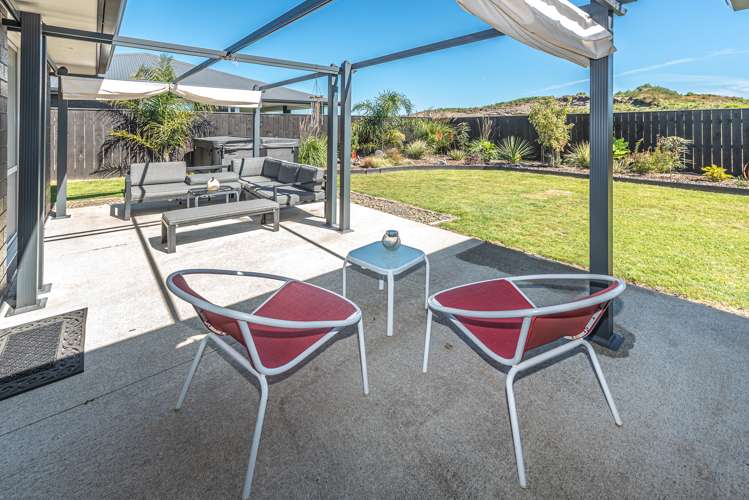 55 Magnolia Crescent Tawhero_14