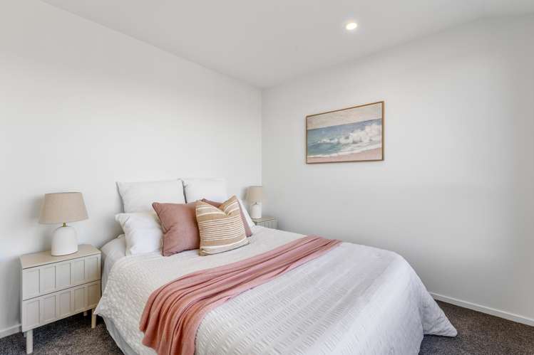 Units 1 -5/6 Ngata Place Hornby_7