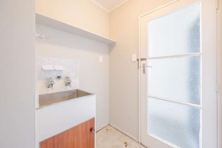 2/17 Bowling Road Greenmeadows_9