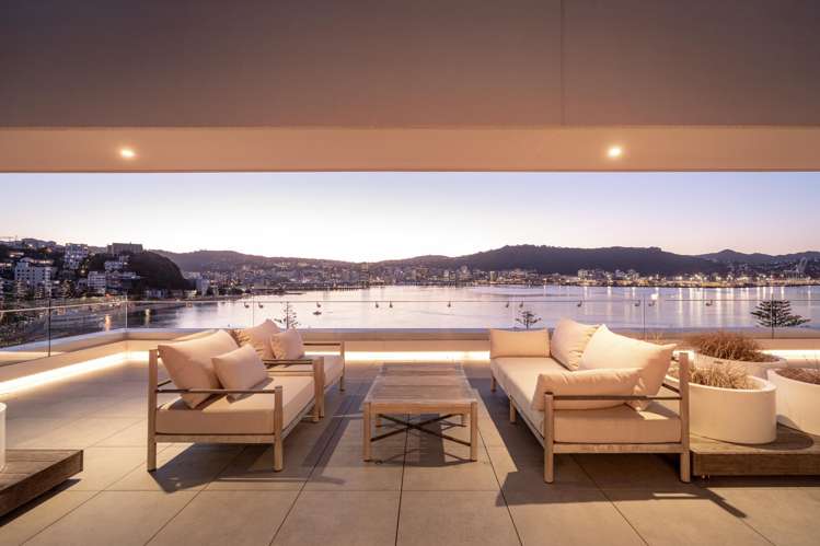 2/308 Oriental Parade Oriental Bay_1