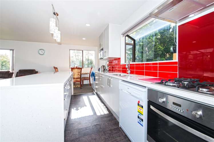 7 Halloran Place Massey_7