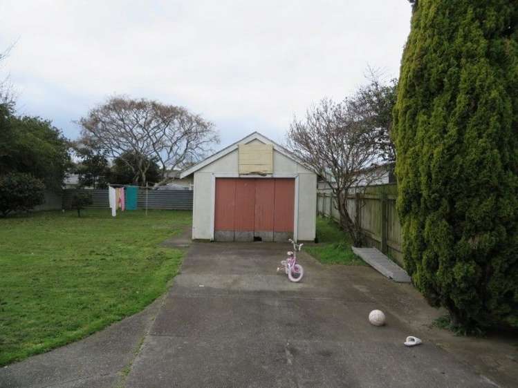 6 Dudley Street Levin_7