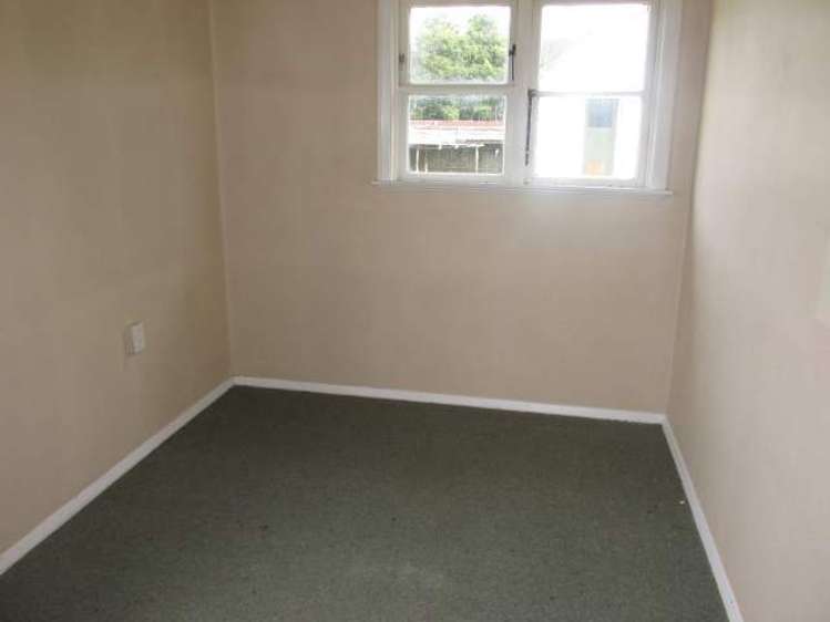 19 Victory Street Reefton_13