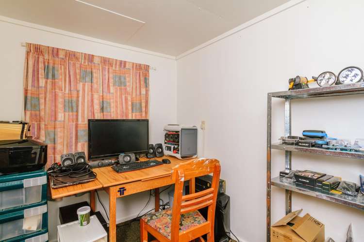 20 Mataura Grove Wainuiomata_13