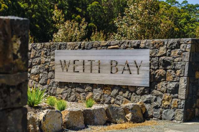 Waterfront Subdivision - 9 lots available