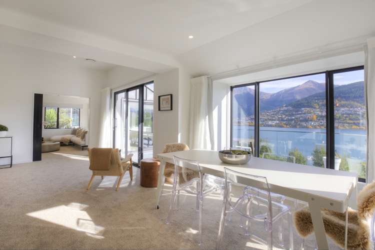 562 Peninsula Road Kelvin Heights_8