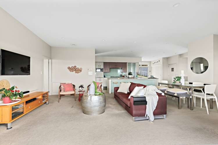 10 Rangimaarie Crescent Snells Beach_4