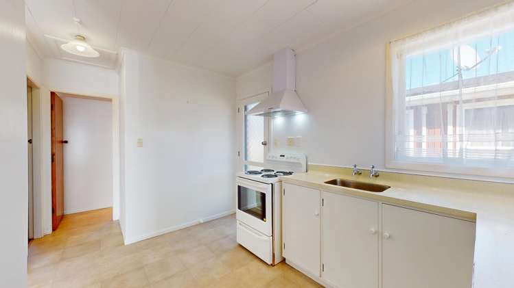 2/13 Victoria Street 10516_5
