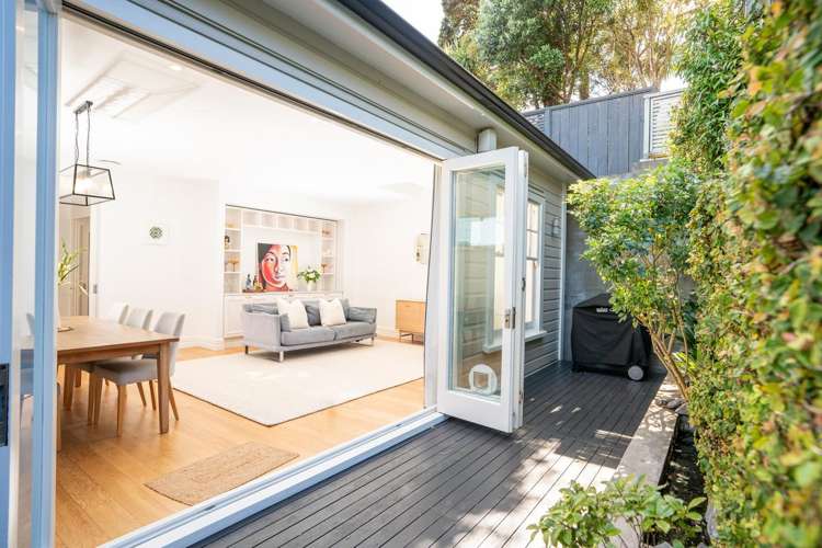 60 Hawker Street Mount Victoria_10