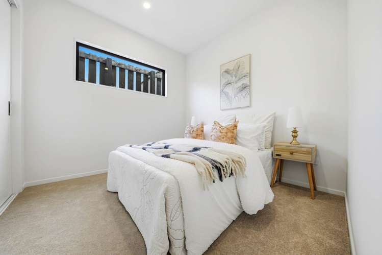 72 Ara Taha Crescent Orewa_11