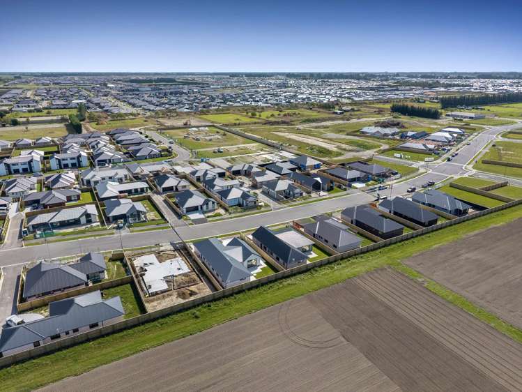 101 Scout Street Rolleston_29