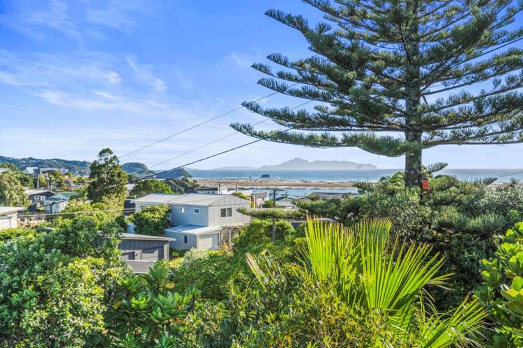 2 Heather Street Mangawhai Heads_25