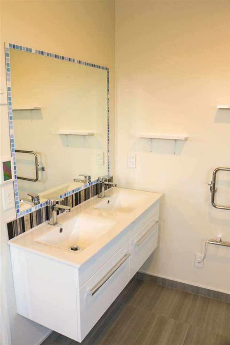 24 Kittyhawk Avenue Wigram_12