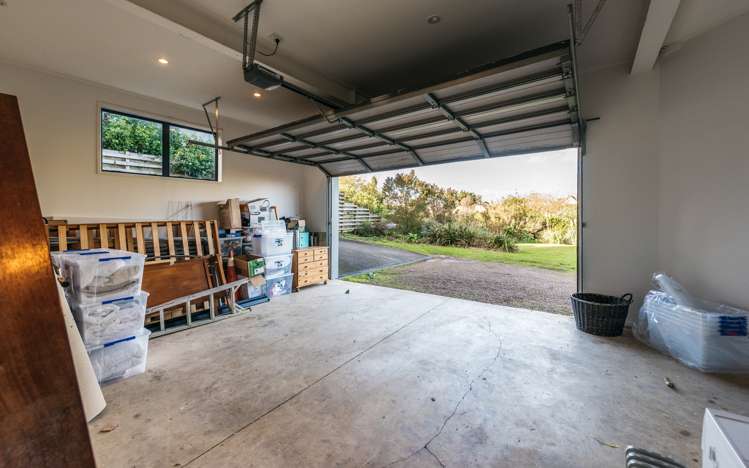 14b Tiri Road Oneroa_24