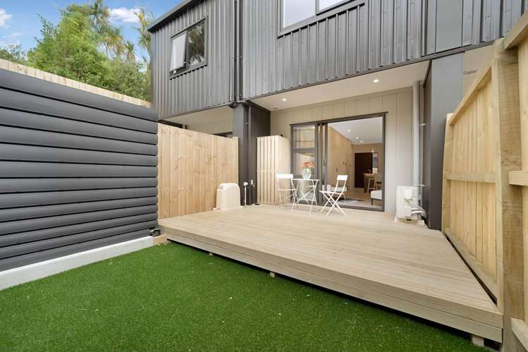 12/52 Newington Road Henderson_12