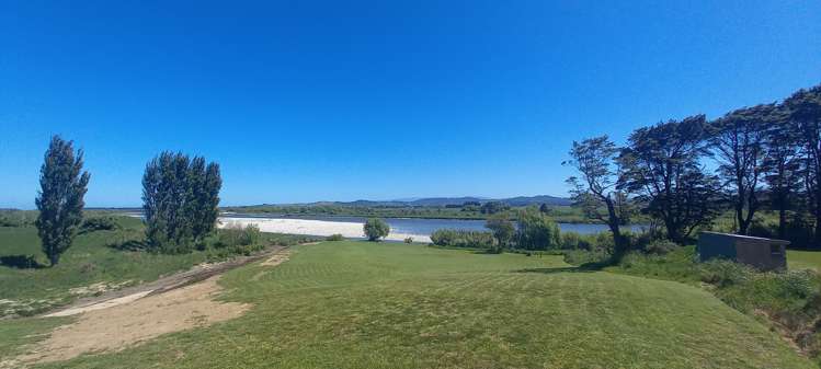 23 Sneyd Street Tuatapere_18