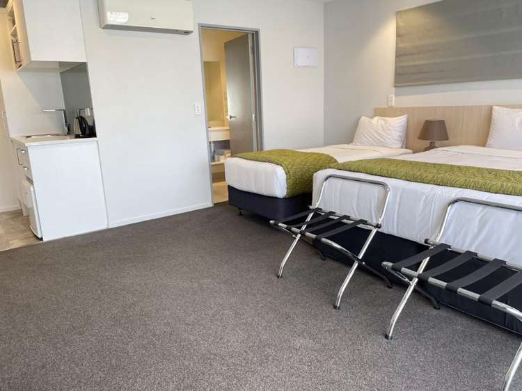 Larger Christchurch Motel Addington_1