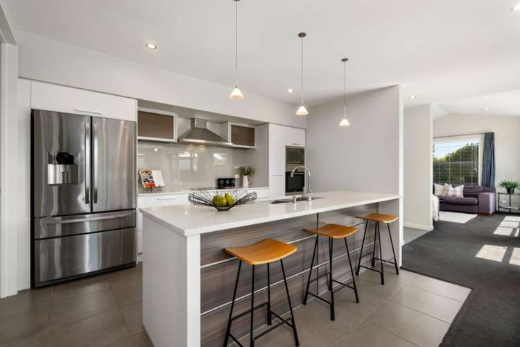 43 Vernon Drive Lincoln_1