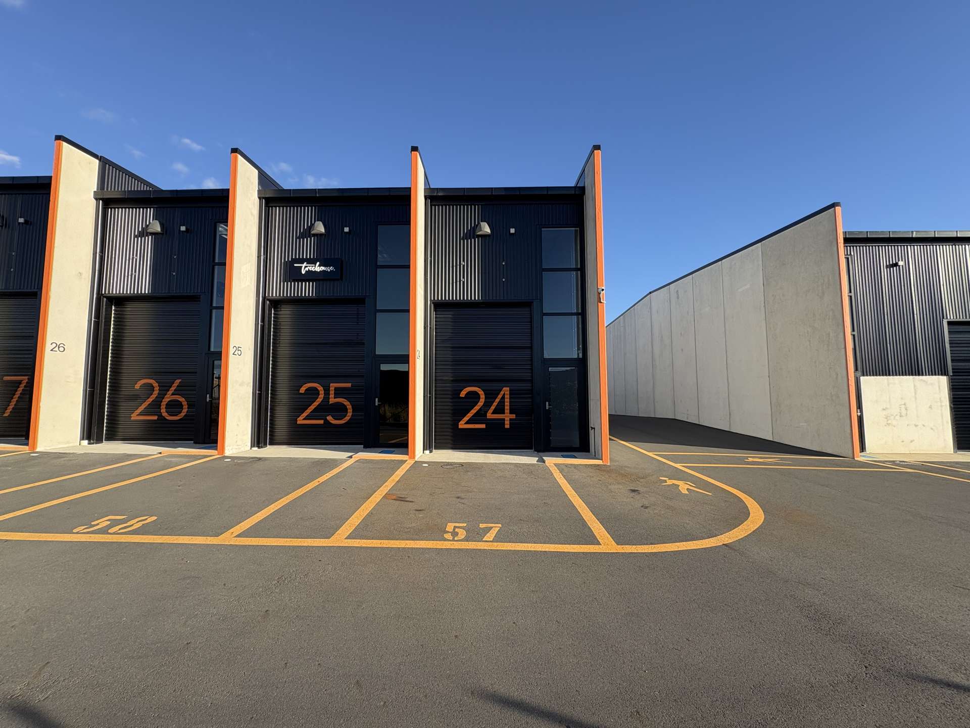 24/90A Hobsonville Road Hobsonville_0