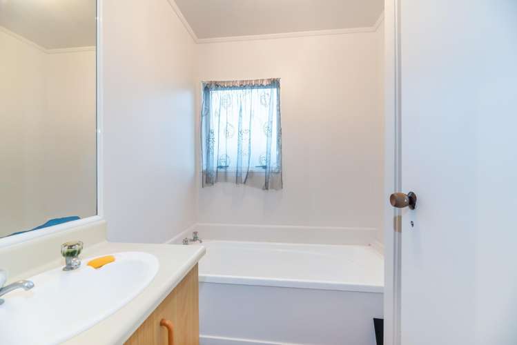 2/78 Palmers Road Clendon Park_15