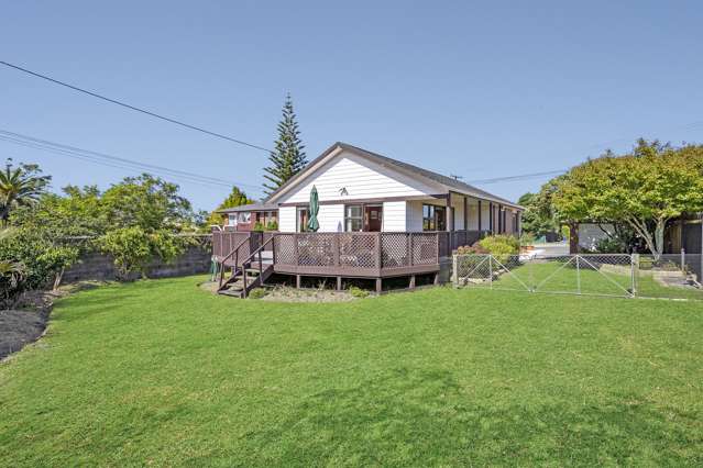 268 Royal Road Massey_1