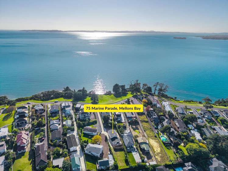75 Marine Parade Mellons Bay_33