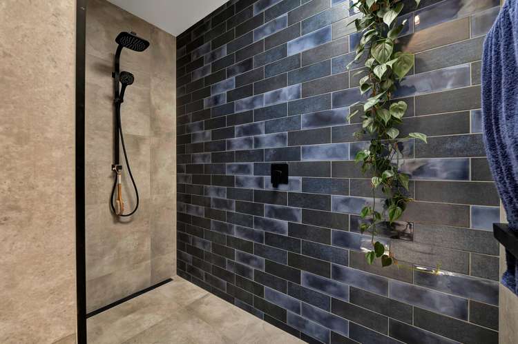 135A Brecon Road Stratford_25