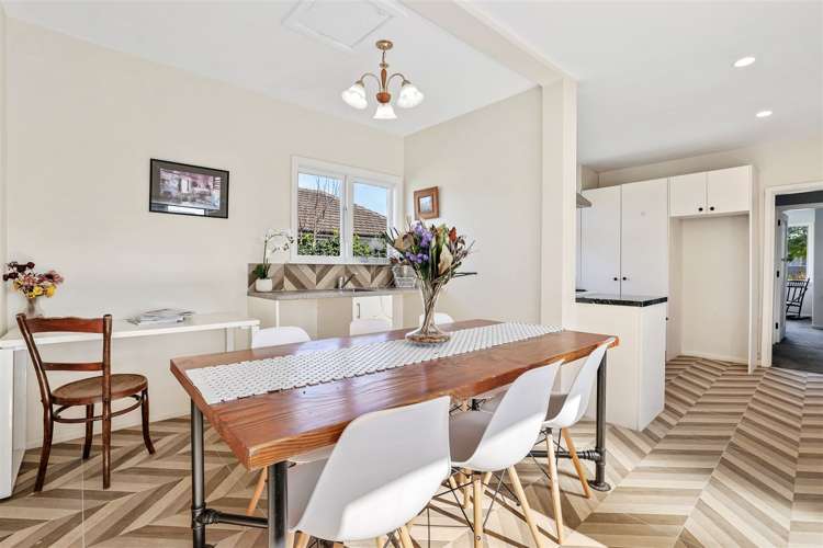 6 Charlesworth Street Woolston_5