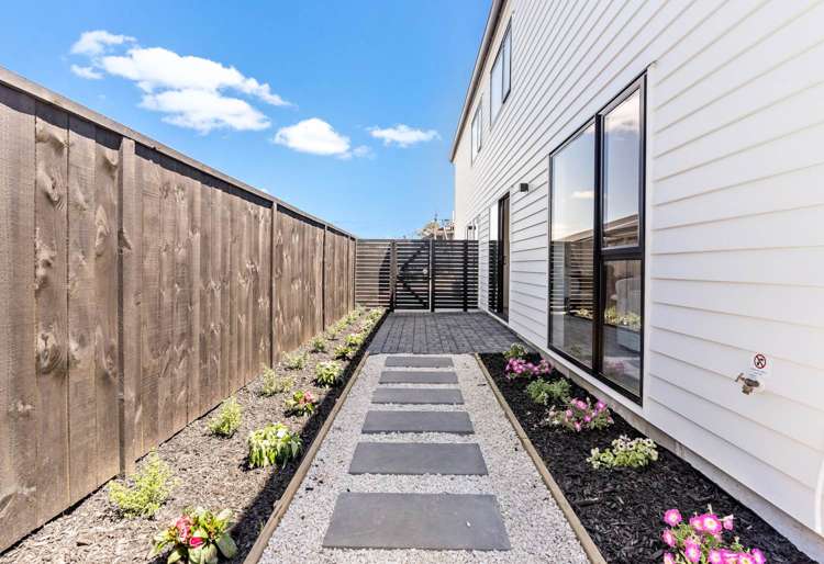 92 Huanui Drive Orewa_24