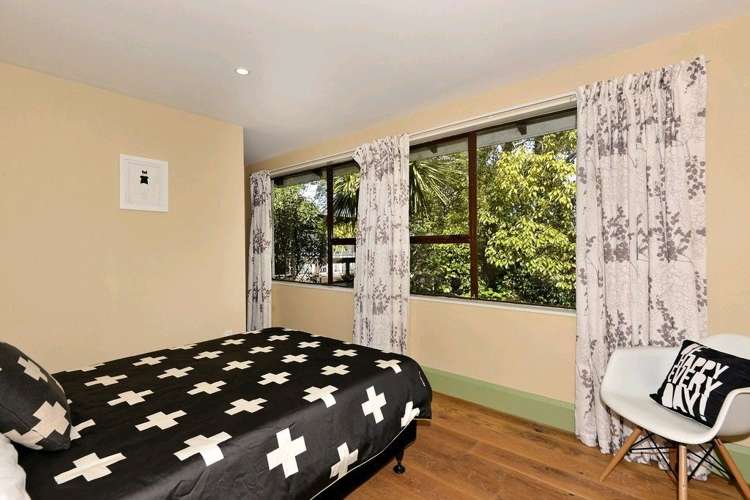 214 Golf Road Titirangi_6