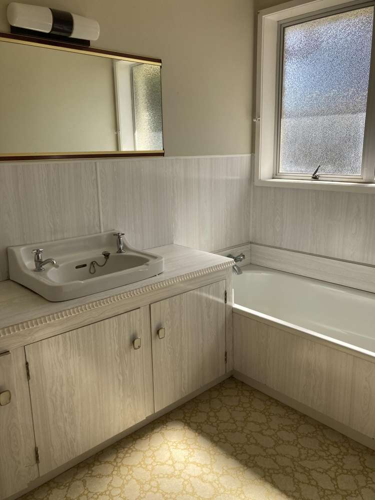 46 Hume Street Waitara_15