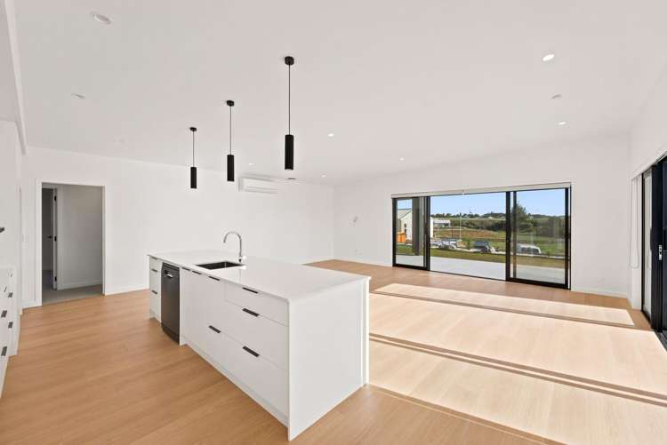 13B Cunningham Lane Oakura_12