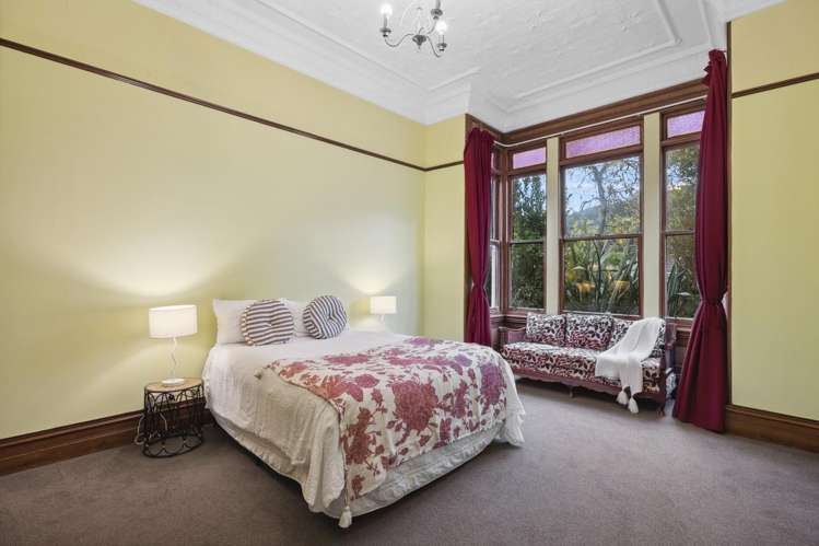 398 North Road North East Valley_11