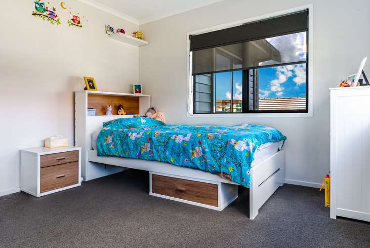 2 Taikura Avenue Red Beach_17